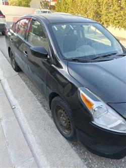 نيسان فيرسا